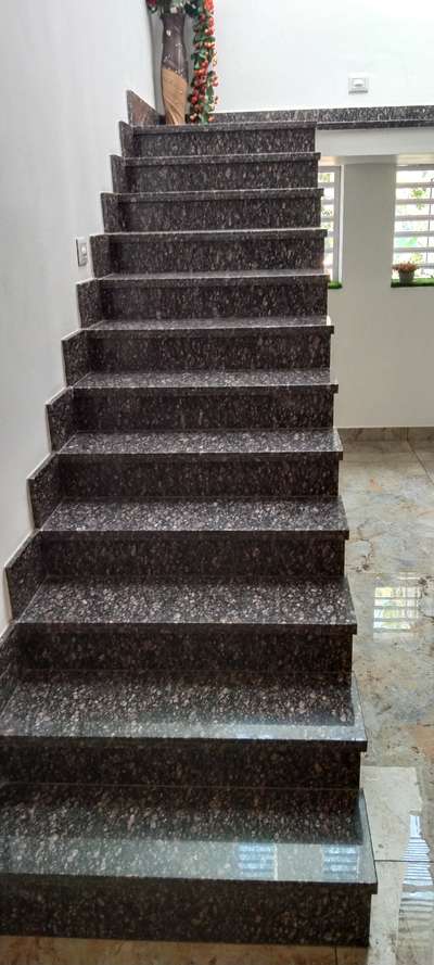 Staircase Designs by Flooring Siljo Kavunkal, Thrissur | Kolo