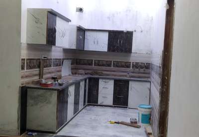 Kitchen, Storage Designs by Carpenter Harish Saifi, Meerut | Kolo