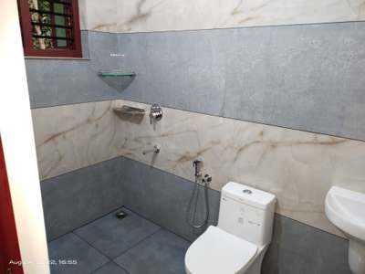 Bathroom Designs by Flooring Vishnu p, Kottayam | Kolo