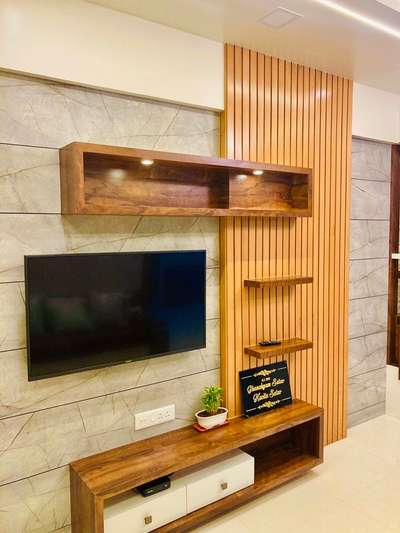 Living, Storage Designs by Carpenter mohd Naeem Pasha carpenter, Gurugram | Kolo