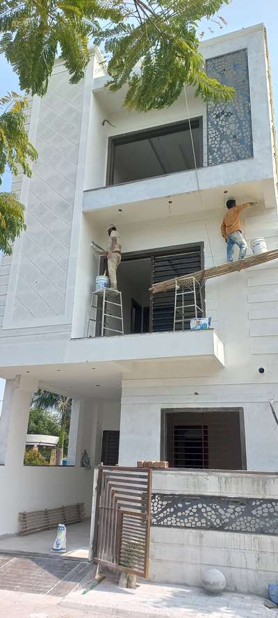 Exterior Designs by Contractor masters painter, Indore | Kolo