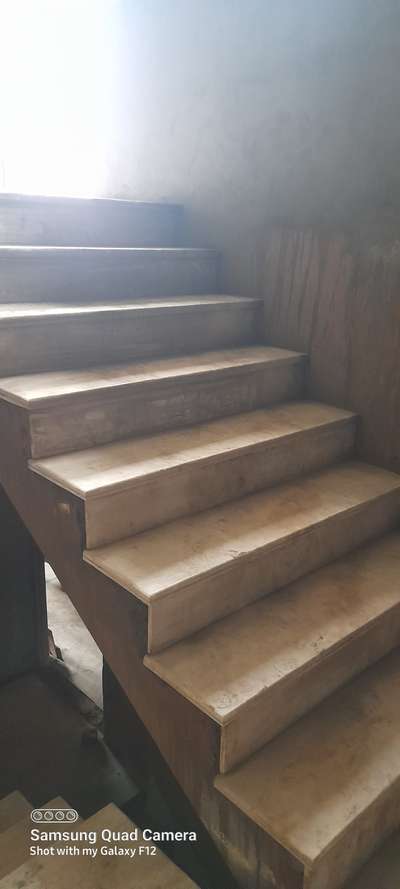 Staircase Designs by Flooring mohit kumar  mohit kumar, Ghaziabad | Kolo