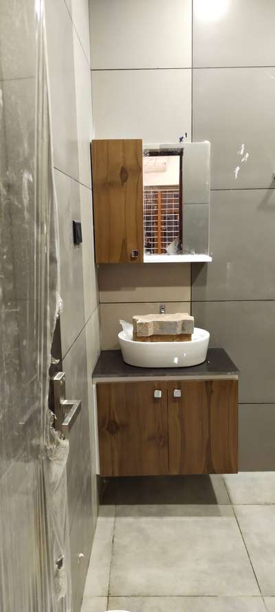 Bathroom, Storage Designs by Carpenter  DCRAFT HOME INTERIOR  WORK KOLLAM kannanalloor, Kollam | Kolo