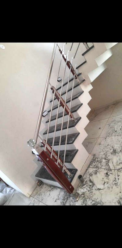 Staircase Designs by Fabrication & Welding kanha toliwal, Indore | Kolo