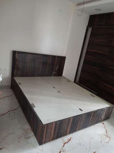 Bedroom, Furniture, Flooring, Storage Designs by Carpenter ഹിന്ദി Carpenters 99 272 888 82, Ernakulam | Kolo