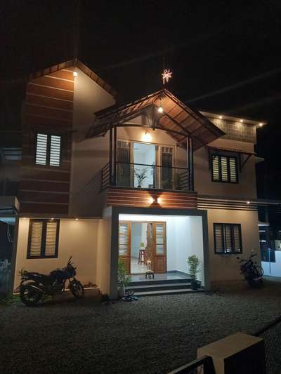 Exterior, Lighting Designs by Contractor Amal P Lalu, Kottayam | Kolo