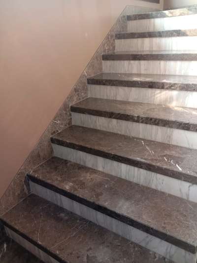 Staircase Designs by Contractor Dharmendra Singh, Gurugram | Kolo