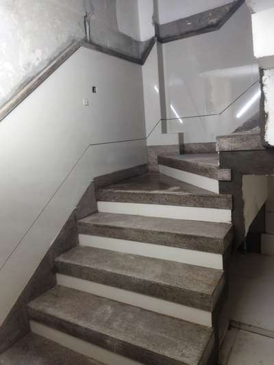 Staircase Designs by Flooring Raghav  sahu, Bhopal | Kolo