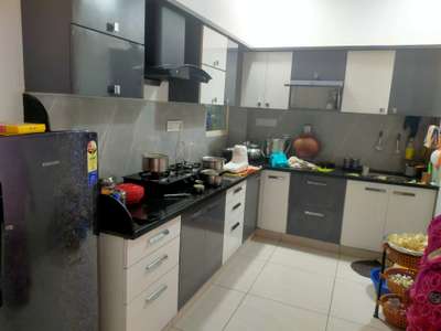 Kitchen, Storage Designs by Carpenter Nitesh Keer, Ujjain | Kolo