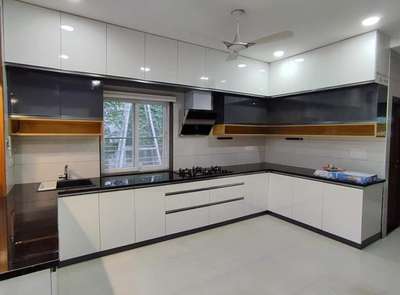 Kitchen, Lighting, Storage, Window Designs by Carpenter Sameer Saifi, Faridabad | Kolo