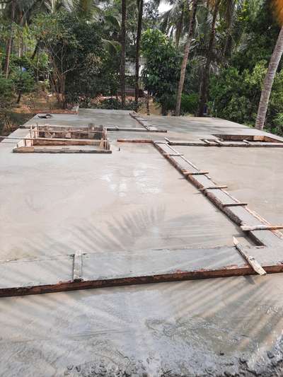 Roof Designs by Contractor അലവി  kk, Malappuram | Kolo