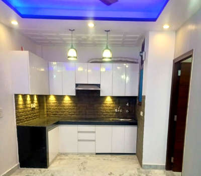 Kitchen, Lighting, Storage Designs by Contractor Ankur  Gupta , Ghaziabad | Kolo