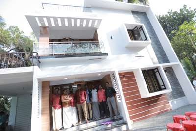 Exterior Designs by Civil Engineer AL Manahal Builders and Developers, Thiruvananthapuram | Kolo
