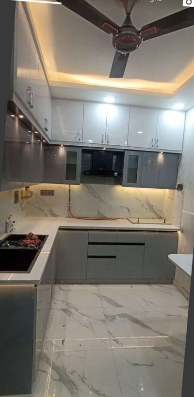 Ceiling, Kitchen, Lighting, Storage Designs by Interior Designer Amjad  Khan , Gautam Buddh Nagar | Kolo