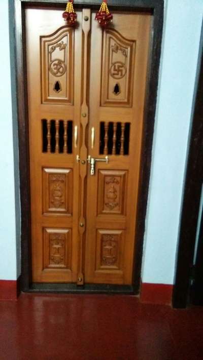 Door Designs by Carpenter vijayviju vijaykumar, Kasaragod | Kolo