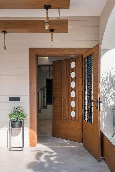 Door Designs by Contractor Saifi Yakub, Ghaziabad | Kolo