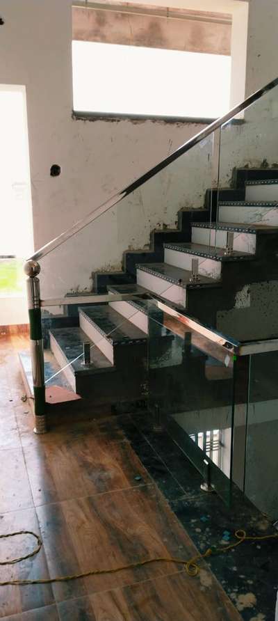 Staircase Designs by Contractor Afzal  sha, Kannur | Kolo