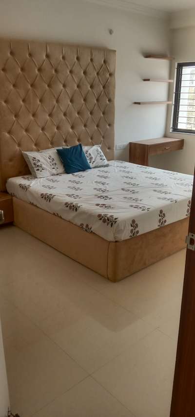 Furniture, Storage, Bedroom, Wall, Flooring Designs by Carpenter ayan  khan, Bhopal | Kolo