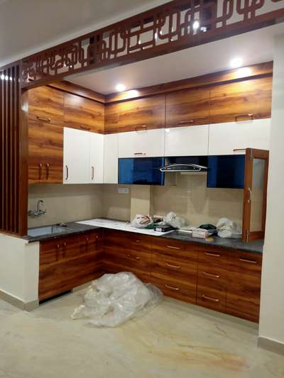 Kitchen, Lighting, Storage Designs by Building Supplies Mdakram Mdakram, Delhi | Kolo