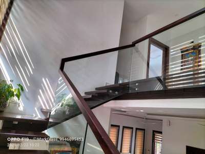Staircase Designs by Glazier SAIJU KOLIERI, Kozhikode | Kolo