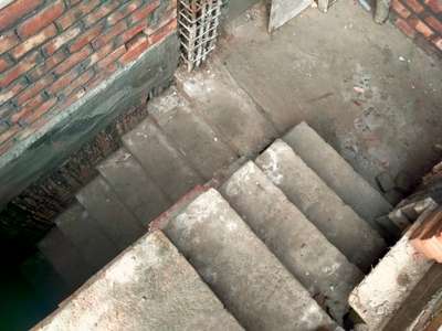 Staircase Designs by Contractor Manoj Kumar, Delhi | Kolo