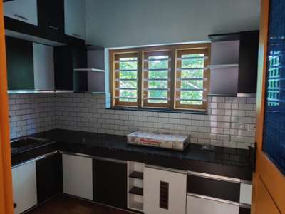Kitchen, Storage, Window Designs by Civil Engineer Ameer  Sainulabdeen, Alappuzha | Kolo