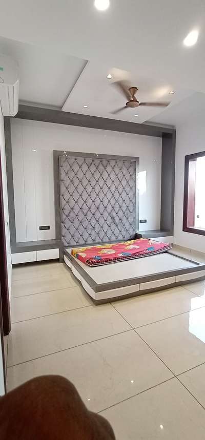 Furniture, Storage, Bedroom, Wall, Ceiling Designs by Carpenter Farmaan Siddiqui, Panipat | Kolo