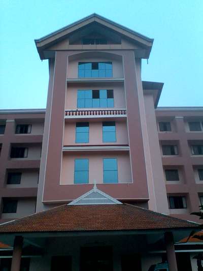 Exterior Designs by Contractor Ratheesh chirukandath, Thrissur | Kolo