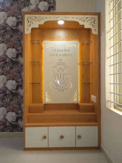 Prayer Room, Storage Designs by Carpenter Jafar Shah , Gurugram | Kolo