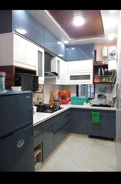Kitchen, Lighting, Storage Designs by Contractor Vikas Gupta, Ghaziabad | Kolo