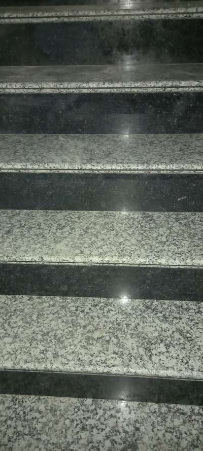 Staircase, Flooring Designs by Contractor Samir  bhatia, Gurugram | Kolo