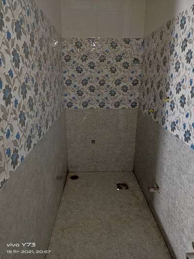 Bathroom, Wall Designs by Flooring Ameen Patel, Dewas | Kolo