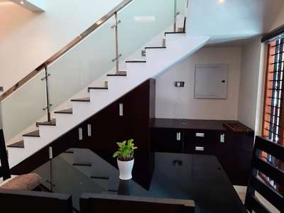 Staircase, Storage, Dining Designs by Civil Engineer Rashid Nadeer, Thiruvananthapuram | Kolo