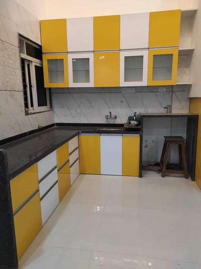 Kitchen, Storage Designs by Contractor Sarfraz Saifi, Gurugram | Kolo