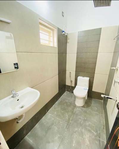 Bathroom Designs by Contractor Mohd Rizwan, Delhi | Kolo