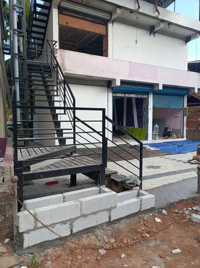 Staircase Designs by Interior Designer Ashraf Alavi K T, Kozhikode | Kolo