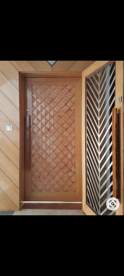I want this kind of wooden door design.. plz drop me msg | Kolo