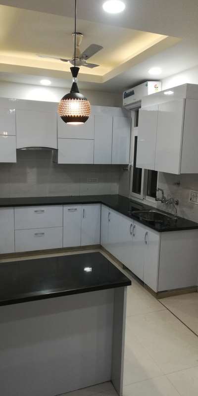 Kitchen, Lighting, Storage Designs by Contractor Taukeer Ahamad, Delhi | Kolo