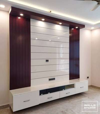 Lighting, Living, Storage Designs by Carpenter Naeem Abbasi, Gurugram | Kolo