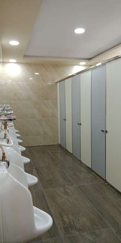 Bathroom Designs by Contractor SREEHARI HOMES , Thiruvananthapuram | Kolo