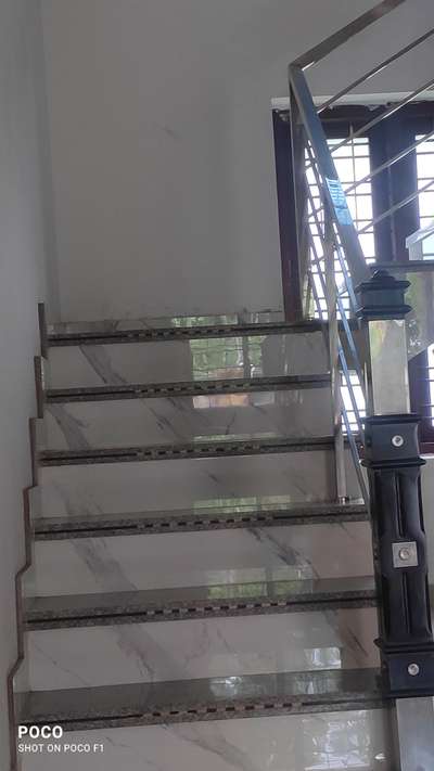 Staircase Designs by Flooring Sunilsiva Sunilsiva, Thiruvananthapuram | Kolo