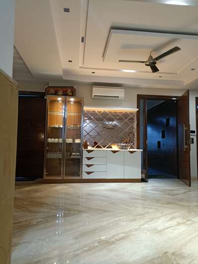 Ceiling, Flooring, Lighting, Storage Designs by Interior Designer sugandh Rajput, Delhi | Kolo