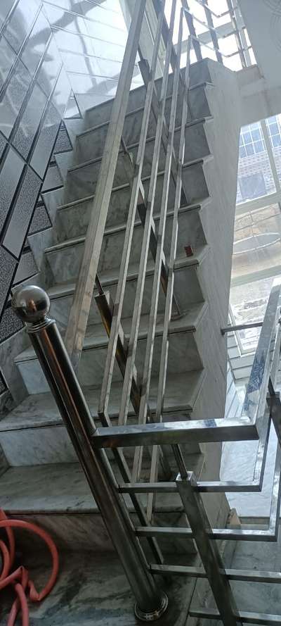 Staircase Designs by Fabrication & Welding Royal Saifi, Hapur | Kolo