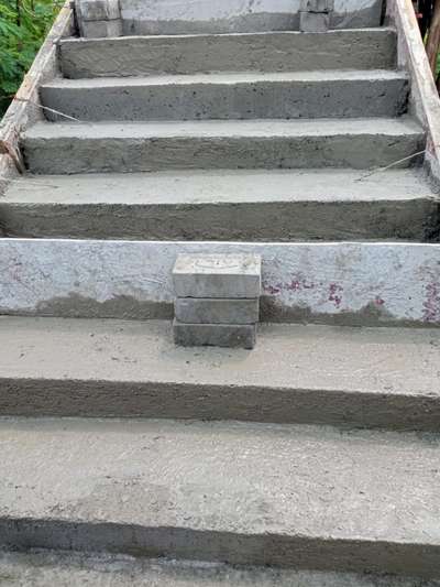 Staircase Designs by Contractor KYPA Infrastructure LLP, Gautam Buddh Nagar | Kolo