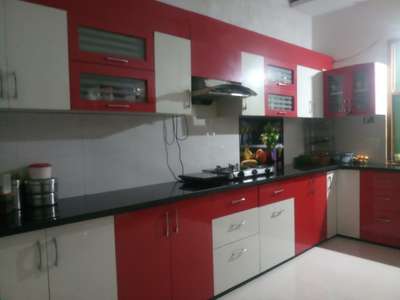 Kitchen, Storage Designs by Carpenter Harish Yadav, Bhopal | Kolo