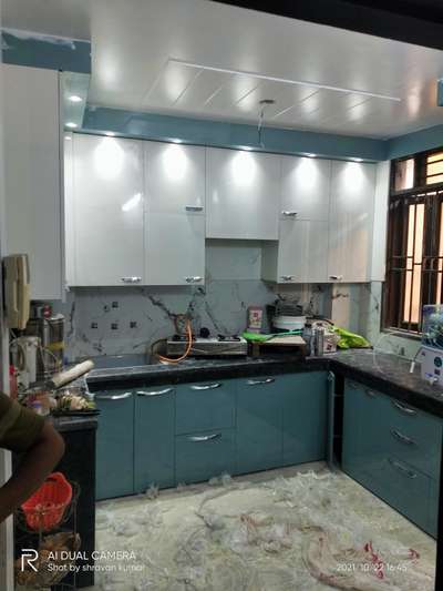 Kitchen, Lighting, Storage Designs by Carpenter Lala Maharao, Delhi | Kolo