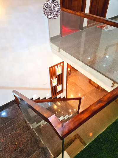 Staircase Designs by Contractor Jamshid  Vengalath, Kozhikode | Kolo