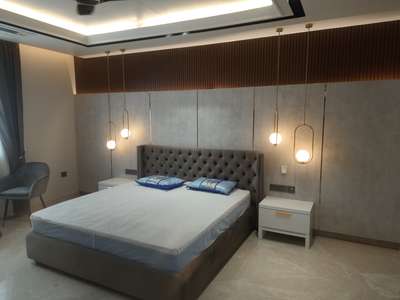 Bedroom, Furniture, Lighting, Storage Designs by Contractor bhardwaj interiors  opc pvt ltd, Ghaziabad | Kolo