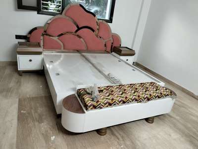 Furniture, Storage, Bedroom Designs by Carpenter Parveez Khan, Ghaziabad | Kolo