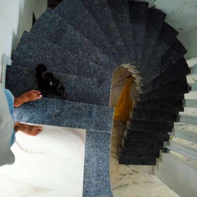 Staircase Designs by Contractor Tk shafeeq thuplikkadan, Malappuram | Kolo
